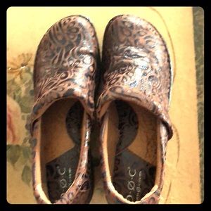 Women’s Born Leather Clog 38.5